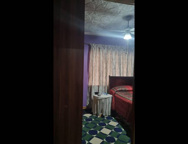 3 BEDROOM HOUSE FOR SALE IN LENNOXTON
